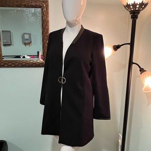 Stylish NWT DKNY topper